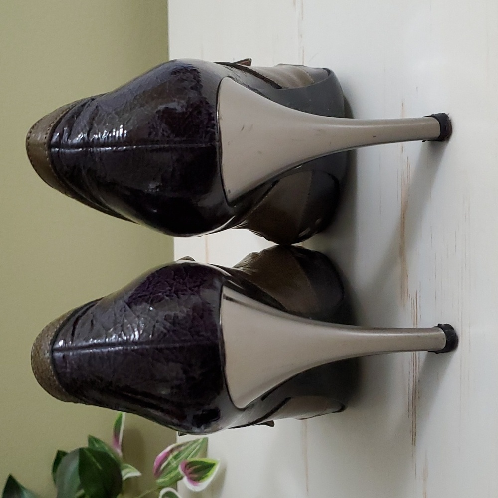Alberta Ferretti | Purple and Green Patent Leather Pumps Sz 37 - Picture 6 of 8